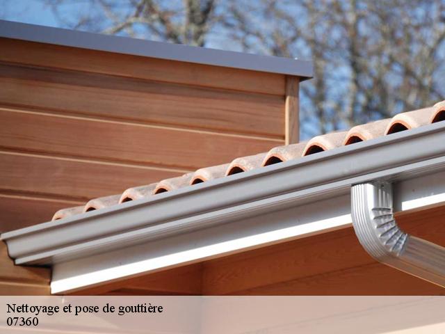 nettoyage-et-pose-de-gouttiere 07360